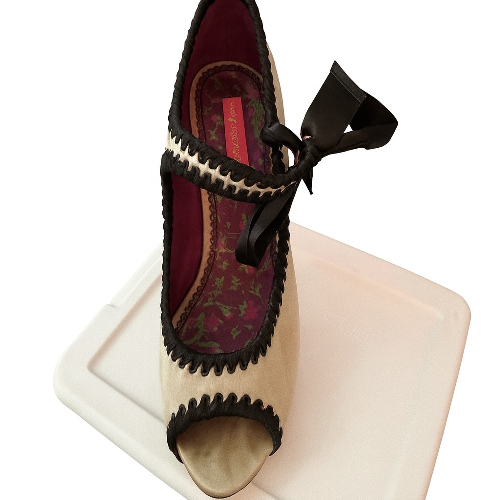 Betsey Johnson Cream and Black Peep-Toe Heels